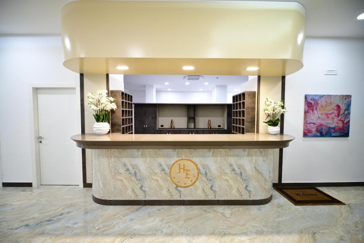Hotel אבולי מראה חיצוני תמונה